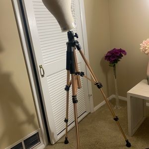 Wig Stand w/ mannequin head stand and Canvas Head